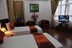 Urban Alley Hotel