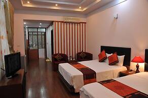 Urban Alley Hotel