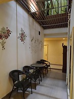 Beez Hotel Shamelin