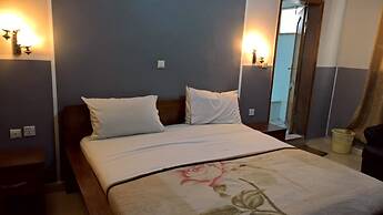 Hotel Pour Vous