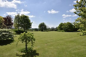 Munden House