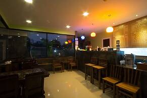 Donchai House