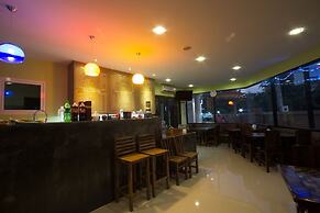 Donchai House