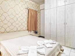 Elia Apartments