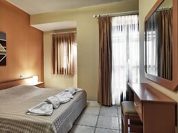 Elia Apartments