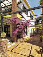Elia Apartments