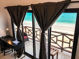 Jambiani White Sands Beach Bungalows