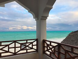 Jambiani White Sands Beach Bungalows