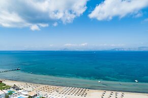 Lefkimi Hotel