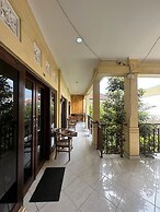 Sari Buana Bed & Breakfast