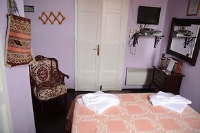 Cunda Zehra Teyzenin Evi