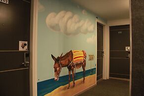 Rise Urban Art Hotel