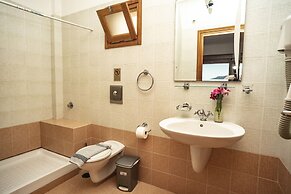 Elounda Alikes Suites & Studios