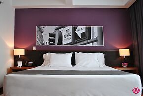 Hotel y Tú