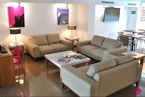 Hotel y Tú