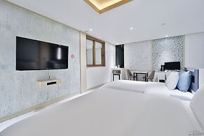 Time Hotel
