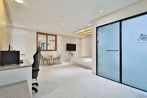 Time Hotel
