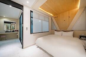 Time Hotel