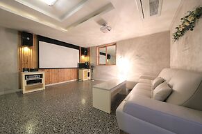 Time Hotel
