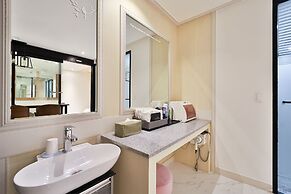 Time Hotel