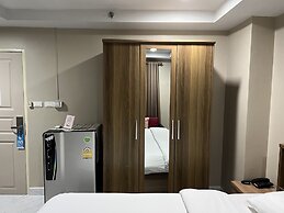 Mall Suites Hotel