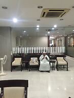 Mall Suites Hotel