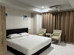 Mall Suites Hotel