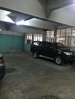 Mall Suites Hotel