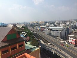 Mall Suites Hotel