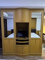 Mall Suites Hotel