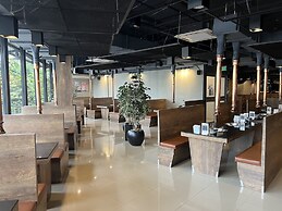 Mall Suites Hotel