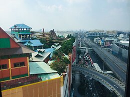 Mall Suites Hotel