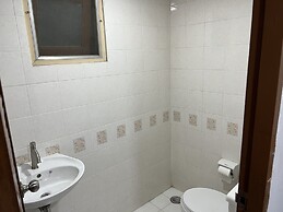 Mall Suites Hotel