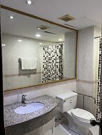 Mall Suites Hotel