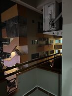 Mall Suites Hotel