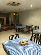 Mall Suites Hotel