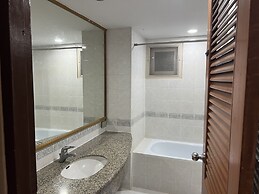 Mall Suites Hotel