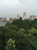 Mall Suites Hotel