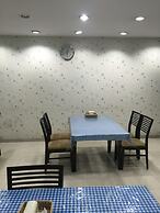 Mall Suites Hotel