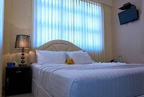 BEACH PALACE HOTEL