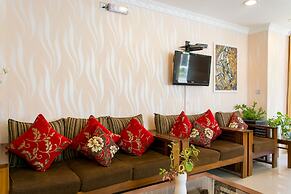 BEACH PALACE HOTEL