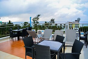 BEACH PALACE HOTEL