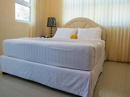 BEACH PALACE HOTEL