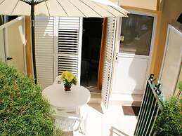 Apollonia Holiday Apartments