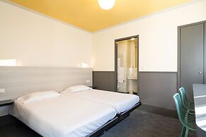 FIAP - Hostel