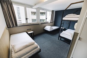 FIAP - Hostel