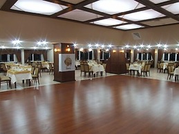 Sarp Hotel