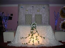 Sarp Hotel