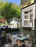 Hotel Alt Montjoie