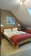 Hotel Alt Montjoie